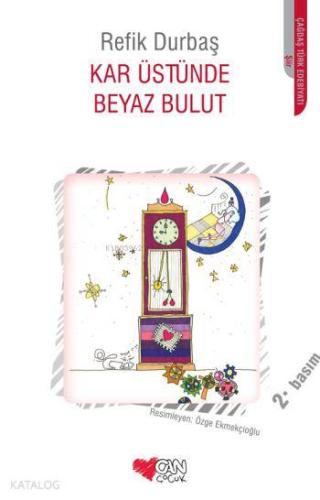 Kar Üstünde Beyaz Bulut