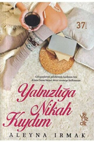 Yalnızlığa Nikah Kıydım - Kitapiks.com